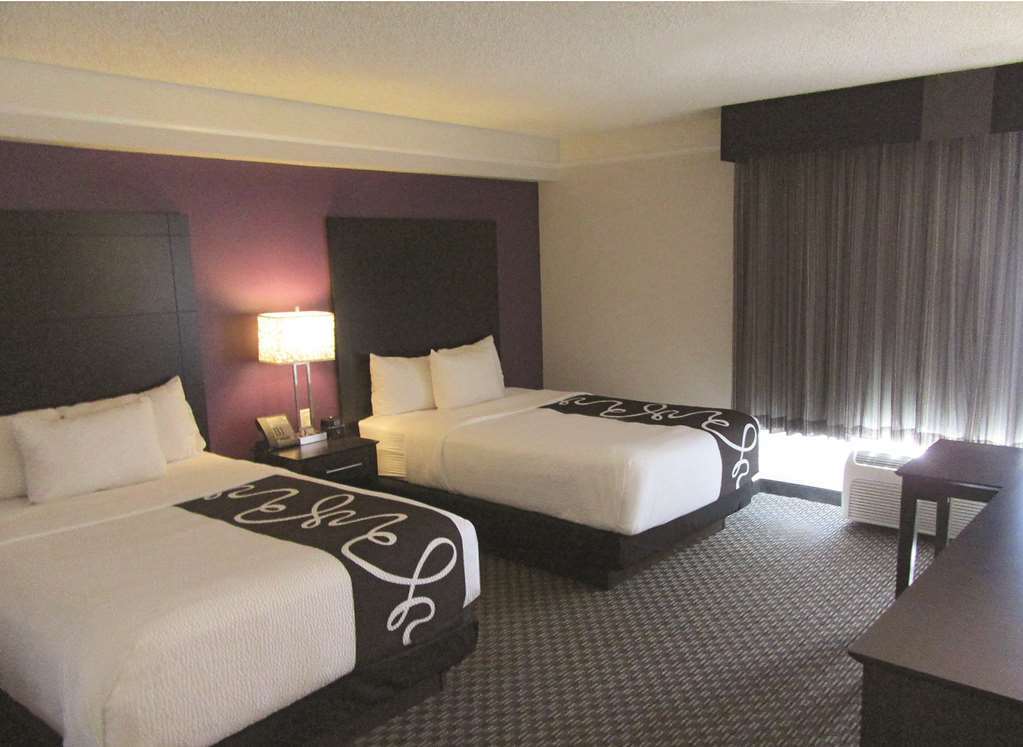 La Quinta By Wyndham Las Vegas Summerlin Tech Oda fotoğraf